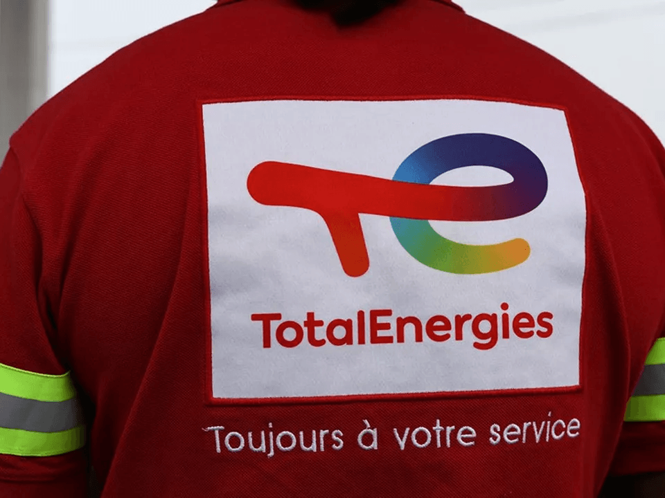 Back side of Total Energies T-shirt image